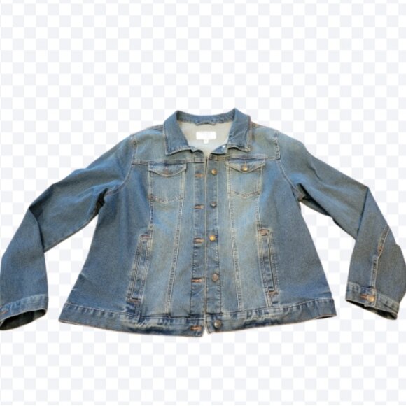 Time and Tru Blue Jean Denim Jacket - Picture 2 of 11